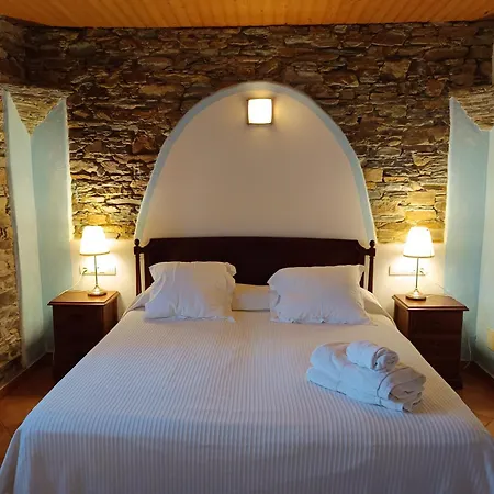 Y Penarronda Playa Hotell